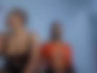 CrystalXebony's Live Sex Cam Show
