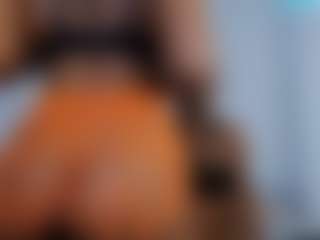 CrystalXebony's Live Sex Cam Show