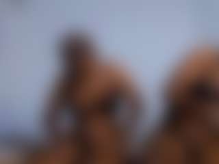 CrystalXebony's Live Sex Cam Show