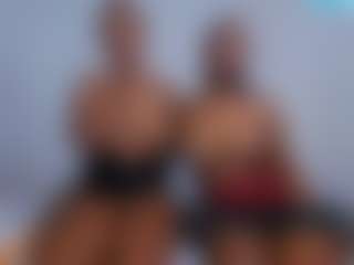 CrystalXebony's Live Sex Cam Show