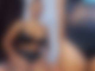 CrystalXebony's Live Sex Cam Show