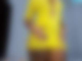 Live cam show with CrystalXebony - Deepthroat on Soda Cam