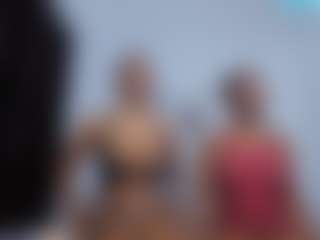 Live cam show with CrystalXebony - Double Penetration on Camsoda