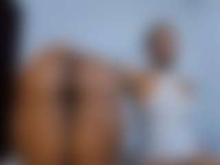 Live cam show with CrystalXebony - Ebony HD on liverealitysex.com