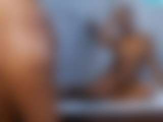 CrystalXebony's Live Sex Cam Show