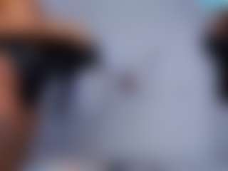 CrystalXebony's Live Sex Cam Show