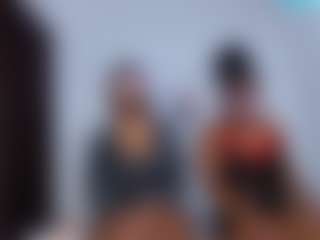 CrystalXebony's Live Sex Cam Show