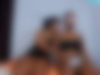 CrystalXebony's Live Sex Cam Show