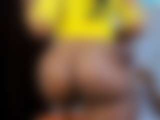 CrystalXebony's Live Sex Cam Show