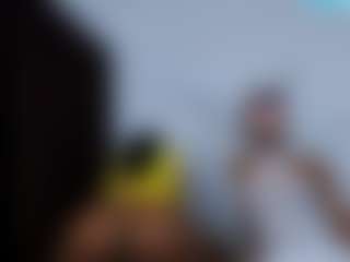 CrystalXebony's Live Sex Cam Show