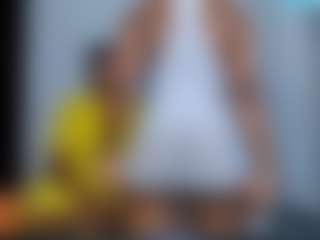 CrystalXebony's Live Sex Cam Show