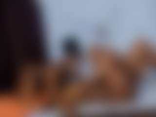 CrystalXebony's Live Sex Cam Show