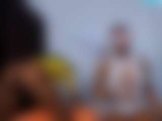 CrystalXebony's Live Sex Cam Show
