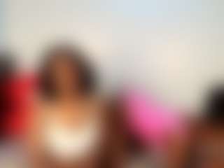 Live cam show with Niya - Brown Hair on Fling VIP Chat