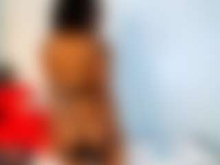 Live cam show with Niya - Brown Hair on live18s.com