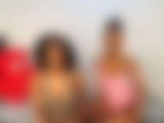 Live cam show with Niya - Petite on friskycurves.com
