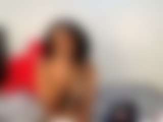 Live cam show with Niya - Naked on hrnylive.com