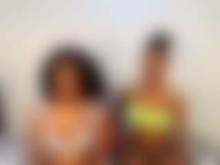 Live cam show with Niya - Shaved Pussy on SpankPalCams