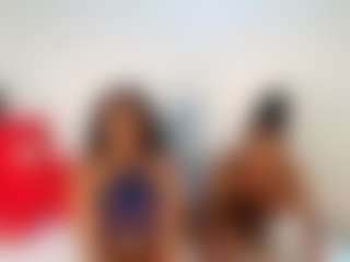Live cam show with Niya - Ebony on Camsoda