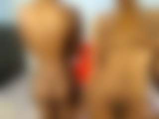 Live cam show with Niya - Petite on CamwithHer