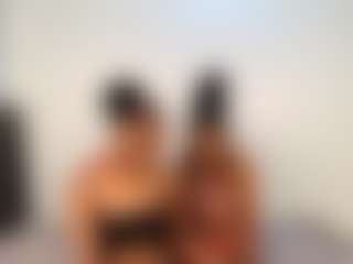 Live cam show with Niya - Ebony Big Tits on SquirtSoMuch