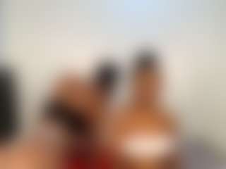 Live cam show with Niya - Brown Hair on SquirtSoMuch