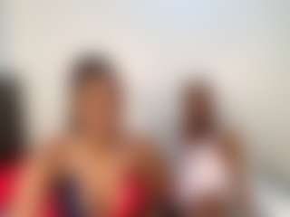 Live cam show with Niya - Ebony on SquirtSoMuch