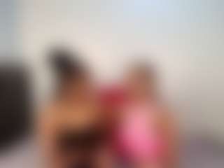 Live cam show with Niya - Big Tits on Fling VIP Chat