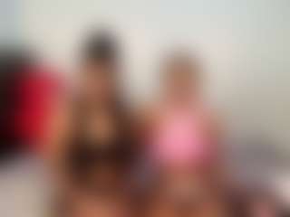 Live cam show with Niya - College on Hubzter Live
