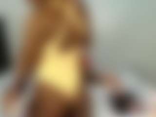 Live cam show with Niya - Brown Hair on Cam Slut