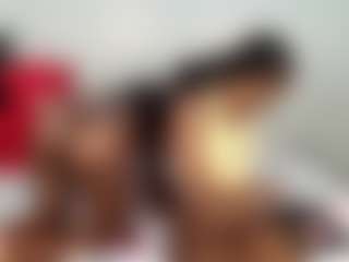 Live cam show with Niya - Brown Hair on CamwithHer