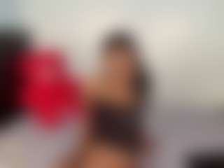 Live cam show with Niya - Dildo on Camsoda