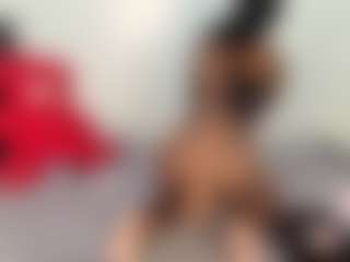 Live cam show with Niya - Strip Black on live18s.com