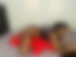 Live cam show with Niya - Gagging on Camsoda