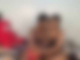 Live cam show with Niya - Skinny Ebony on Camming Site