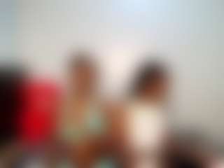 Spettacolo in cam dal vivo con Niya - Cum su Camsoda