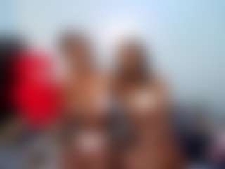 Live cam show with Niya - Dildo on Uber Horny