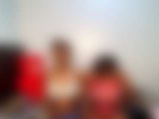 Live cam show with Niya - Shaved Pussy on AdultVida.com