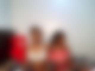 Live cam show with Niya - Big Tits Brown Hair on Milfs Live