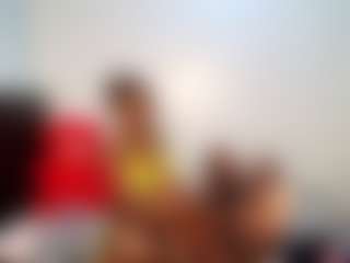 Live cam show with Niya - Ebony on CamwithHer