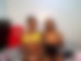 Live cam show with Niya - HD on Livezox