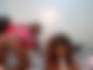 Live cam show with Niya - Petite on Camsoda