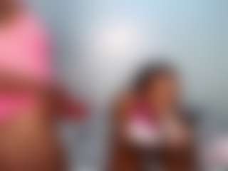 Live cam show with Niya - Double Penetration on Camsoda