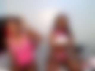 Live cam show with Niya - Petite on Camsoda