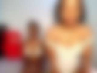 Live cam show with Niya - Black Petite on Camsoda Late Night