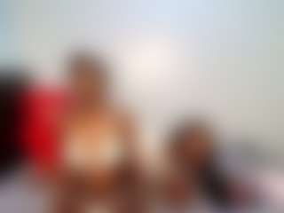 Live cam show with Niya - Ebony Petite on Dolls Live