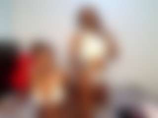 Live cam show with Niya - Gagging on madthumbs