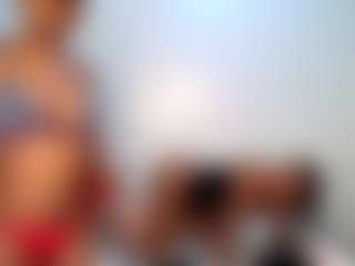 Live cam show with Niya - Ebony on Chatstar