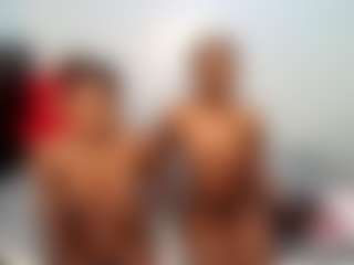 Live cam show with Niya - Ebony on Milfs Live