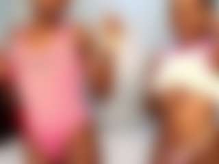 Live cam show with Niya - Ebony on madthumbs